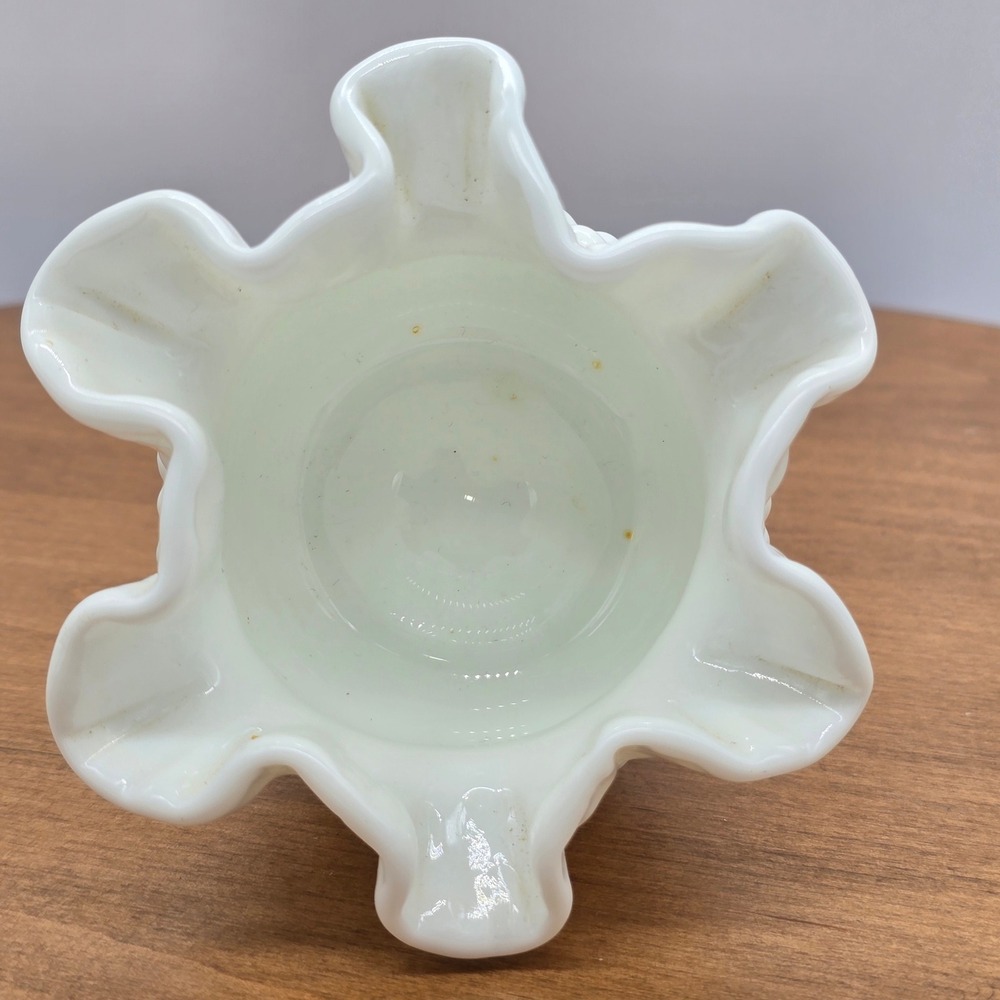 Vintage Milk Glass Hobnail Ruffled‎ Vase Fenton Small Accent Decor - Picture 4 of 6